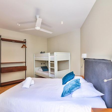 71 - Amazing Apartment In Le Marais Париж Екстериор снимка