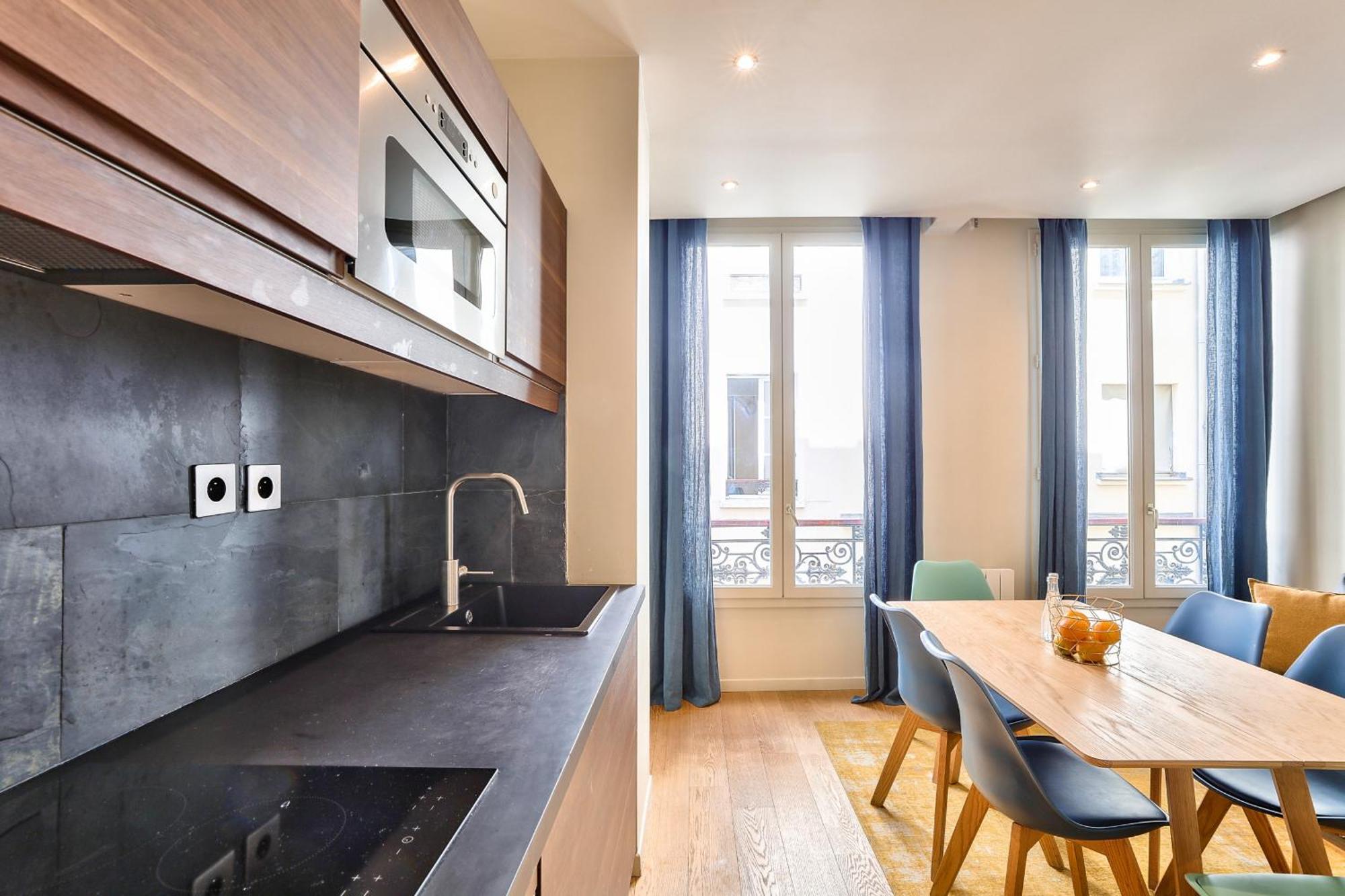 71 - Amazing Apartment In Le Marais Париж Екстериор снимка